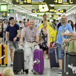 Turismo prevé que los viajeros extranjeros gastarán 34.000 millones de euros durante el tercer trimestre del año / Efe