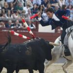 El jinete castellano clava en su último paseíllo en Las Ventas