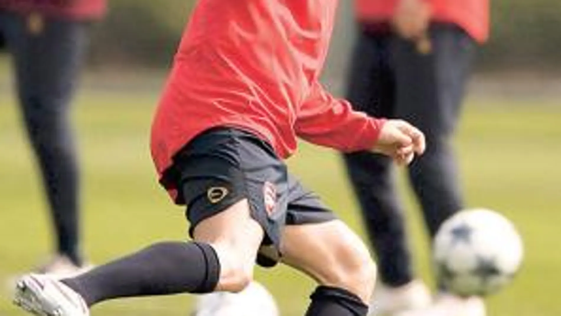 Cesc, durante un entrenamiento con el Arsenal