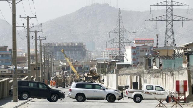 Ataque suicida en una base de la OTAN en Kabul.
