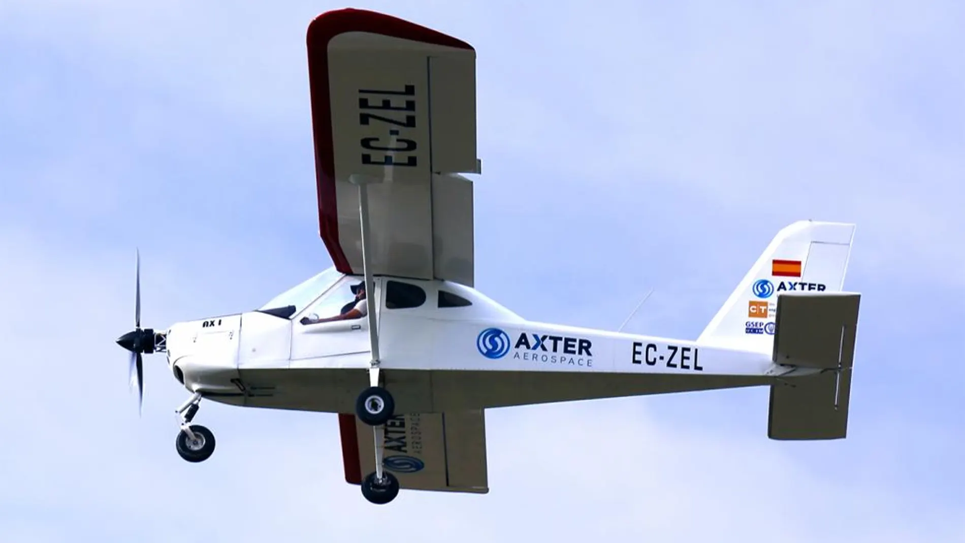 Avión equipado con el prototipo de la UC3M y AXTER.