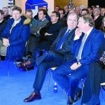 Juan Vicente Herrera, Pilar del Olmo, Javier Lacalle y César Rico junto a directivos de Kronospan visitan las nuevas instalaciones de la empresa