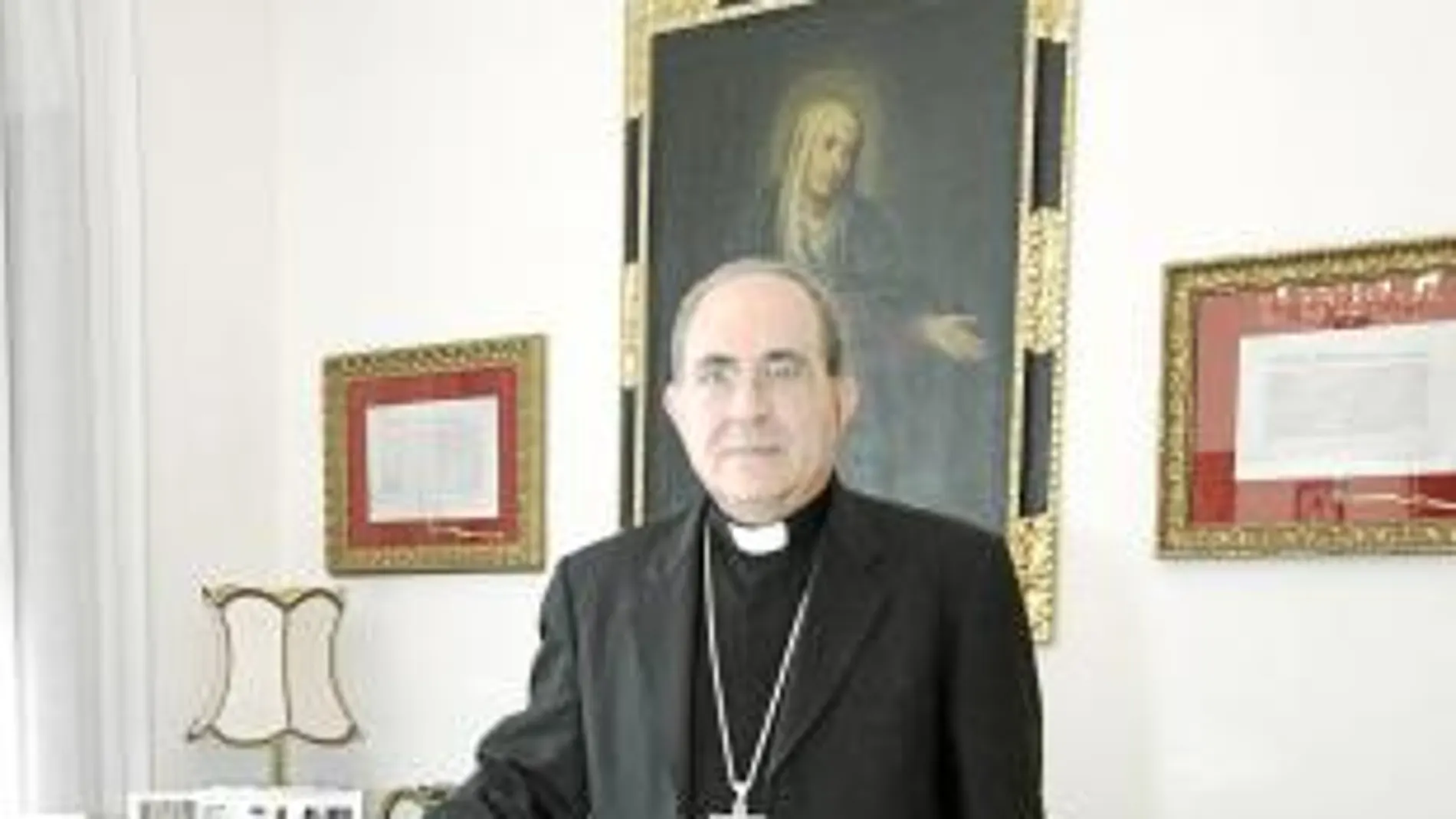El arzobispo de Sevilla, Juan José Asenjo, aboga por rezar y aumentar la sensibilización hacia el «crimen abominable» del aborto
