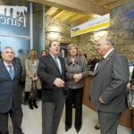 El presidente de la Junta, Juan Vicente Herrera visita el espacio de interpretación de los Montes Obarenes en Burgos acompañado por María Jesús Ruiz, Vicente Orden Vigara y Jaime Estefanía, entre otros