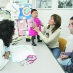 En 2012, en la Comunitat Valenciana se adoptaron 190 niños. Se tramitaron 717 solicitudes