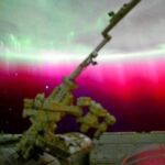 Imagen de la aurora roja captada por Kelly desde la Estación Espacial Internacional
