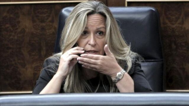 Trinidad Jiménez califica de «sectaria» a Esperanza Aguirre