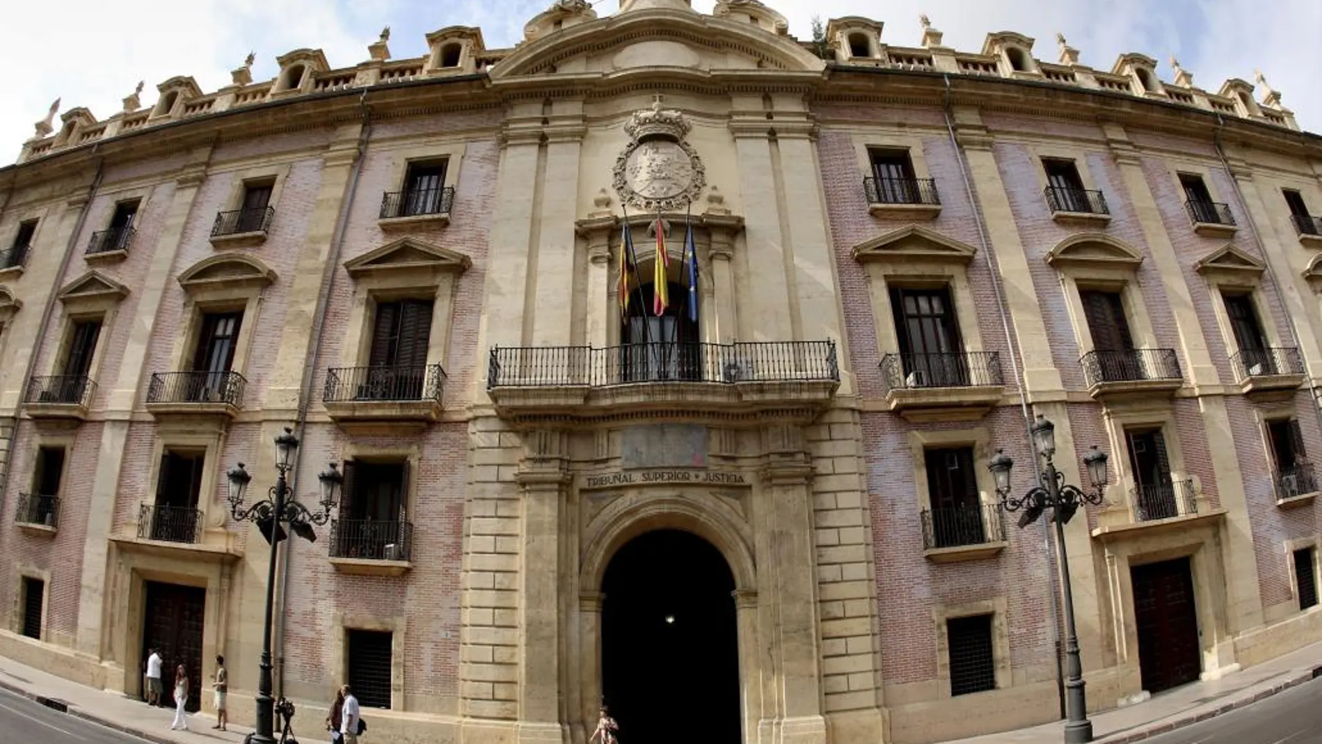 El Tribunal Superior de Justicia de la Comunitat Valenciana.