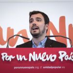 El candidato de IU a la Presidencia del Gobierno, Alberto Garzón, durante su intervención hoy en la presentación del lema y la imagen de su campaña electoral