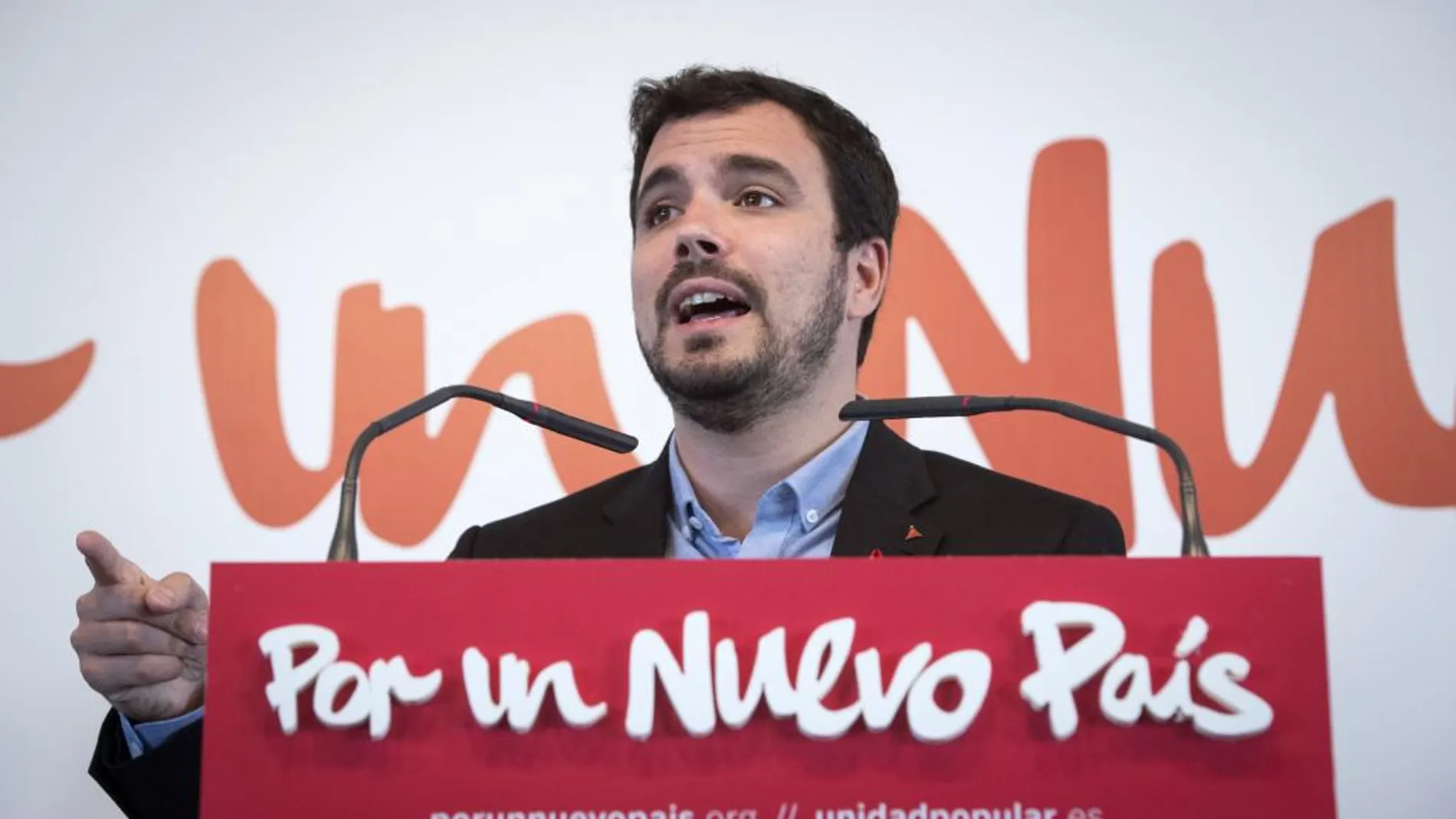 El candidato de IU a la Presidencia del Gobierno, Alberto Garzón, durante su intervención hoy en la presentación del lema y la imagen de su campaña electoral