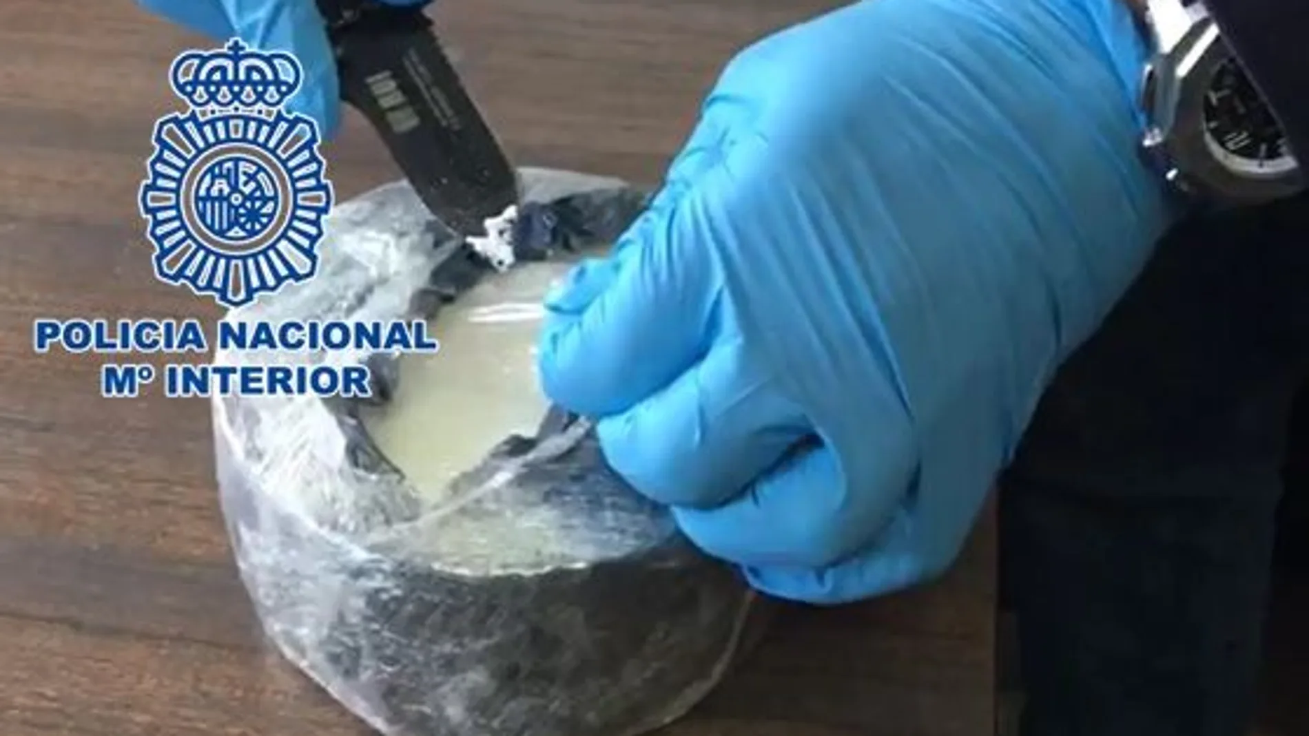 Imagen del queso en el que se escondía la droga