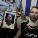 El excarcelado disidente cubano Ariel Sigler tras ser liberado