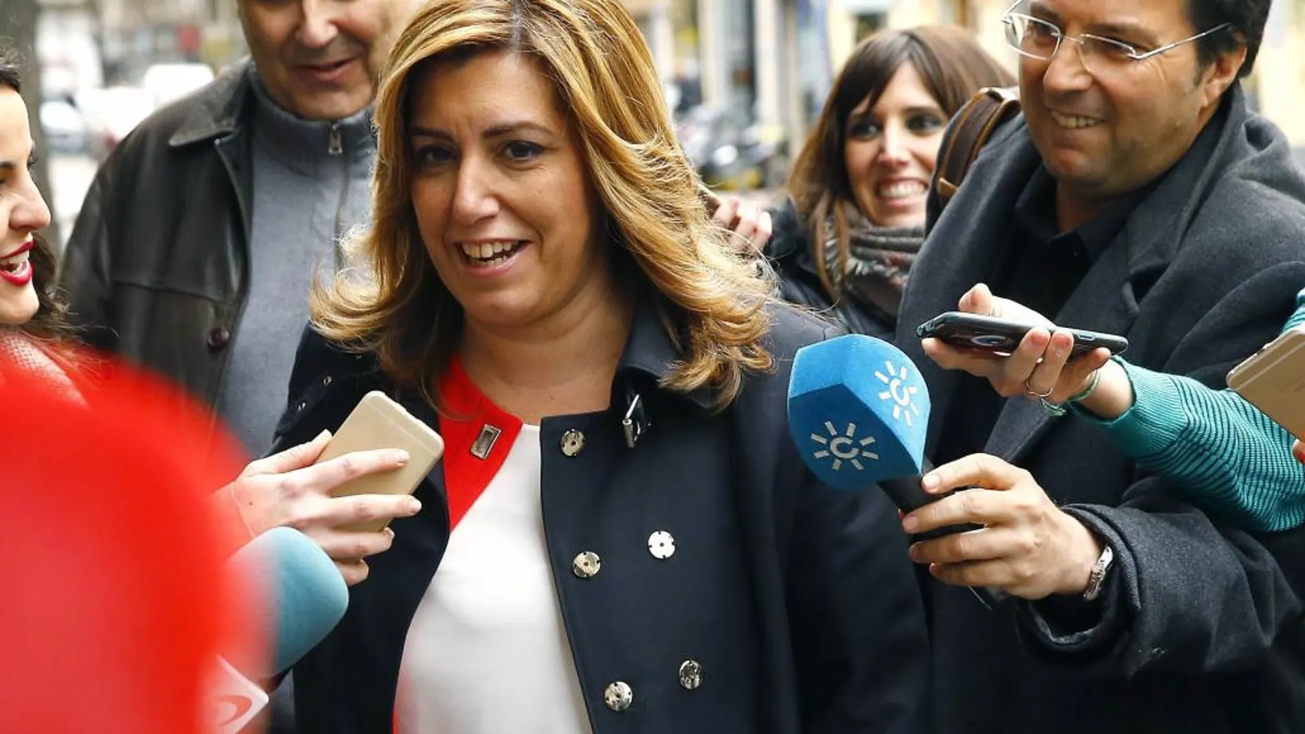 La presidenta de Andalucía, Susana Díaz, a su llegada a la sede del PSOE en la calle Ferraz