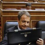 El PSOE celebra los diez años de Zapatero y le dice: «Sigues en el camino»
