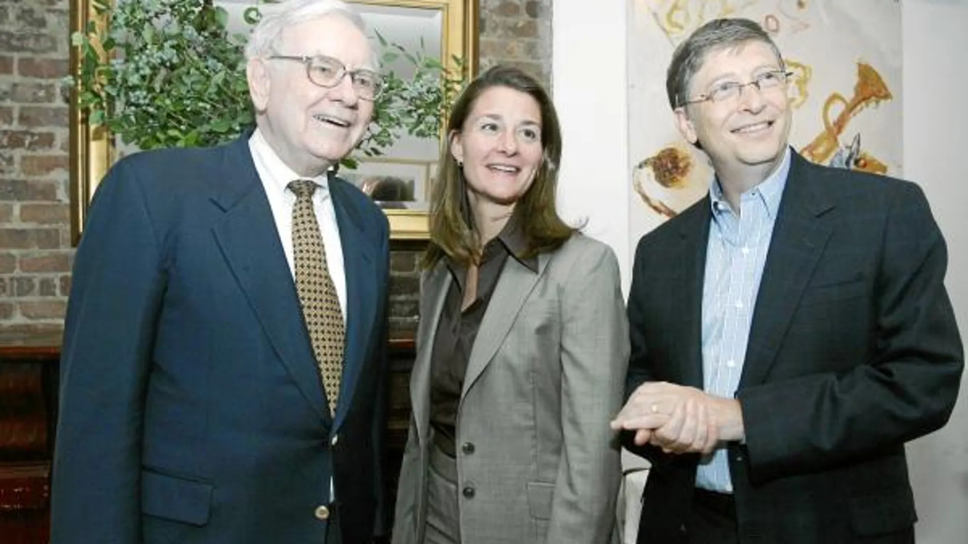 El gurú financiero Warren Buffet y el matrimonio Gates han sido los principales promotores de la iniciativa