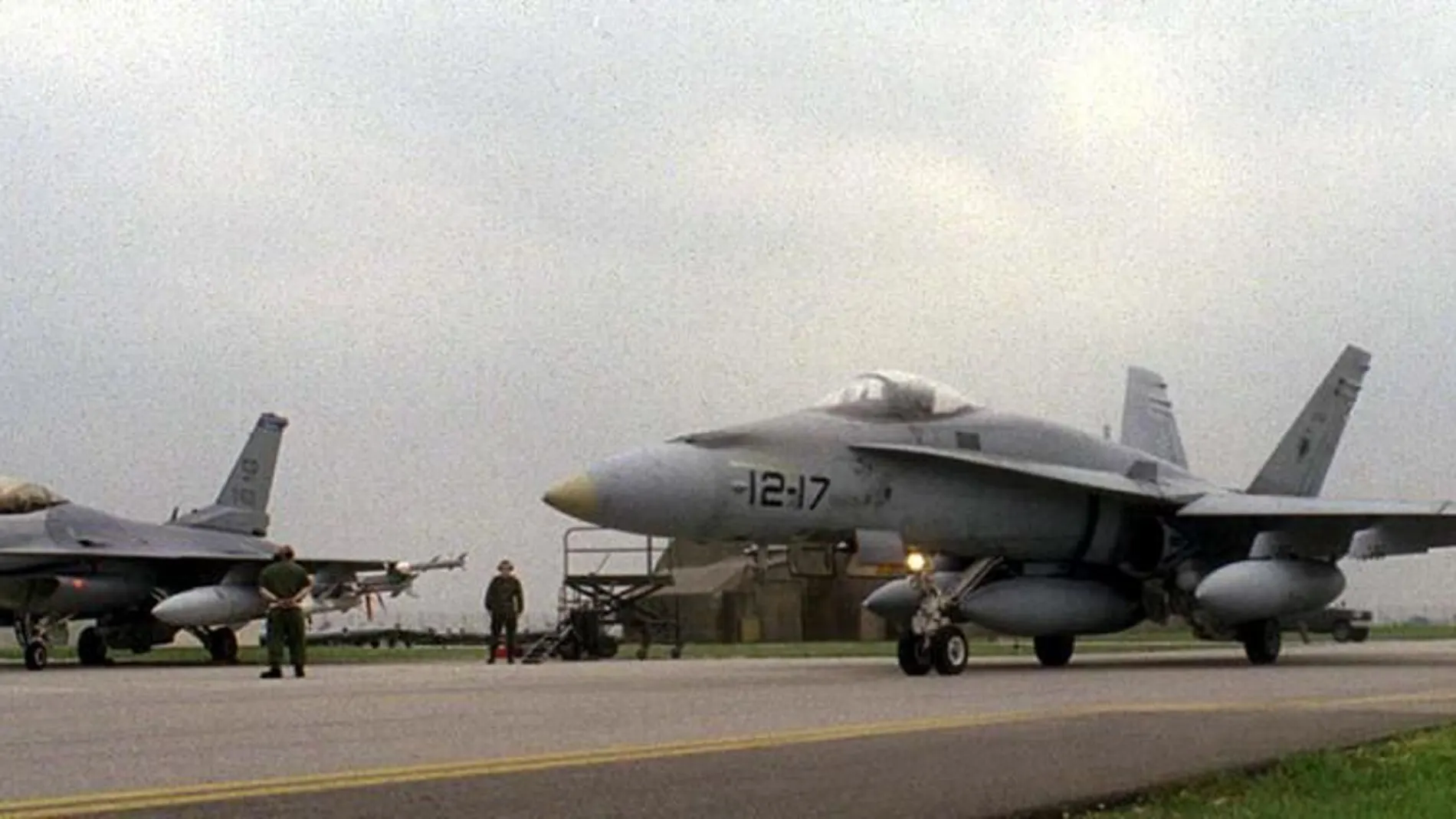 Todo apunta a que el avión siniestrado es un caza del tipo F 16