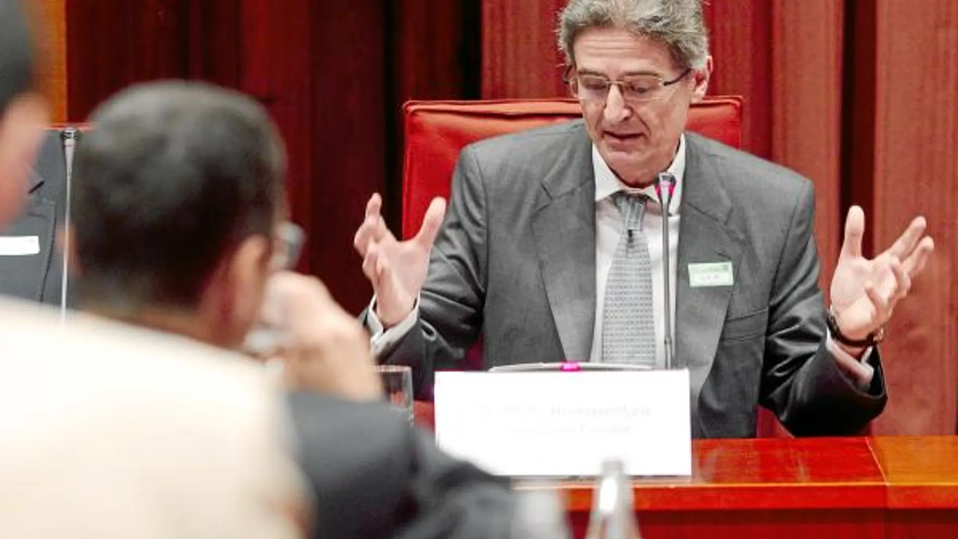 El ex directivo de Ferrovial Pedro Buenaventura negó en el Parlament haber financiado irregularmente a Convergència