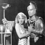 Cleopatra y César amor y política por César Vidal