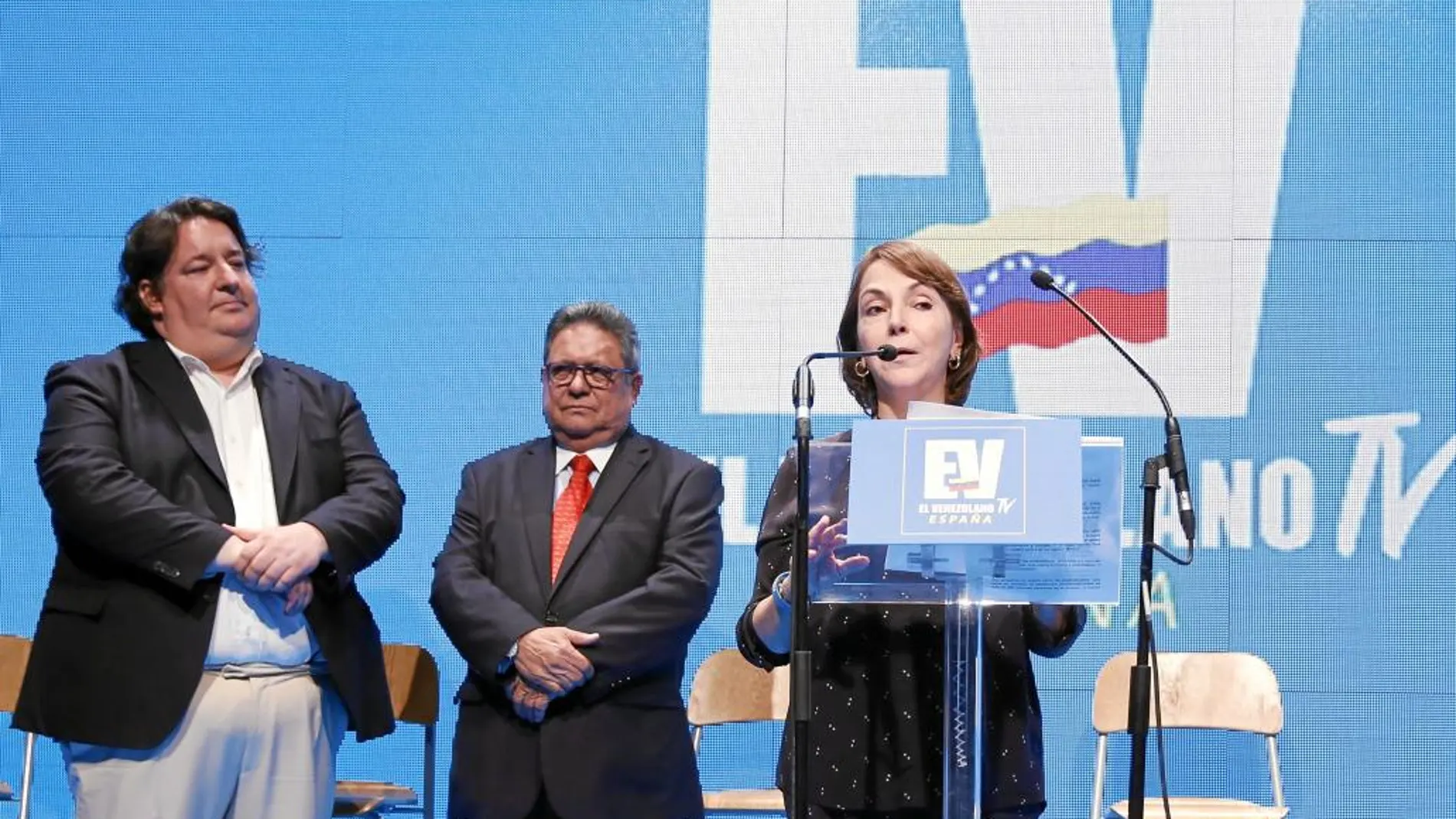 Mitzy Capriles, esposa de Ledezma, interviene en la inauguración ayer