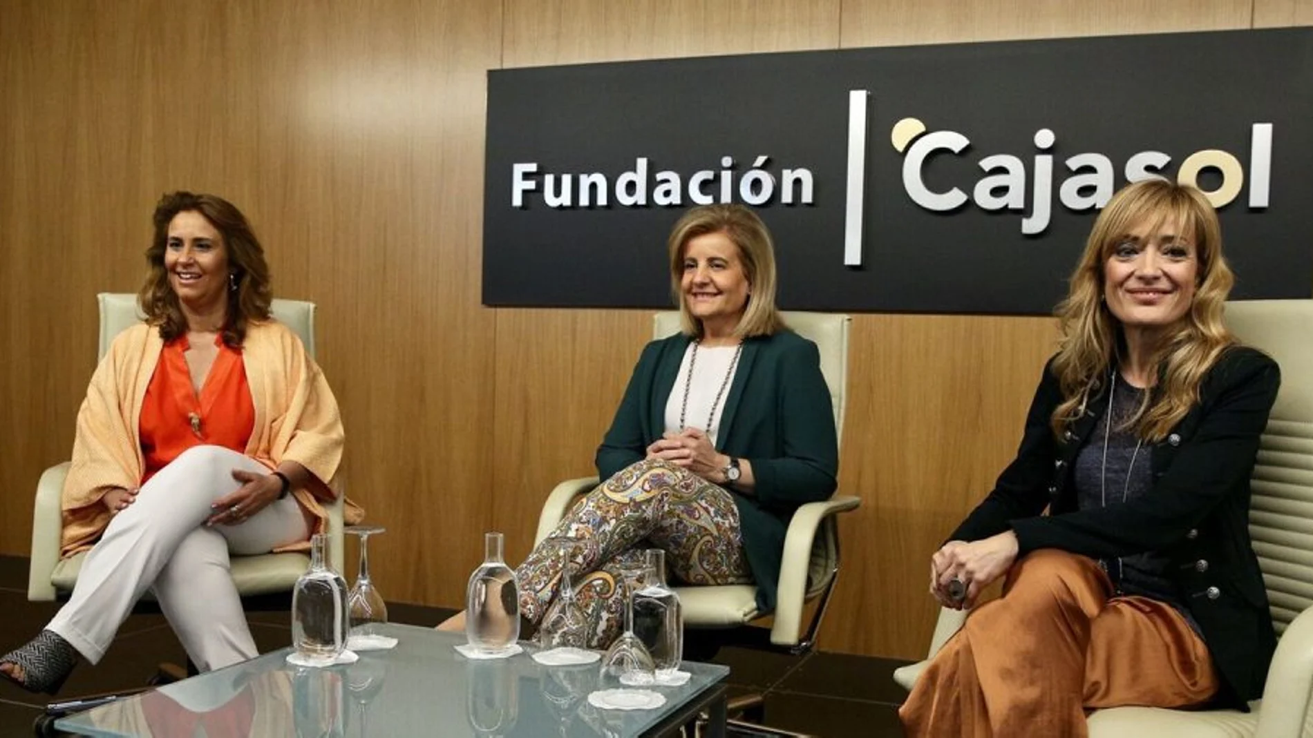 La Asociación Andaluza Mujer y Trabajo celebró ayer una jornada bajo el título «Mujer, empleo y diversidad» (Foto: Fundación Cajasol)