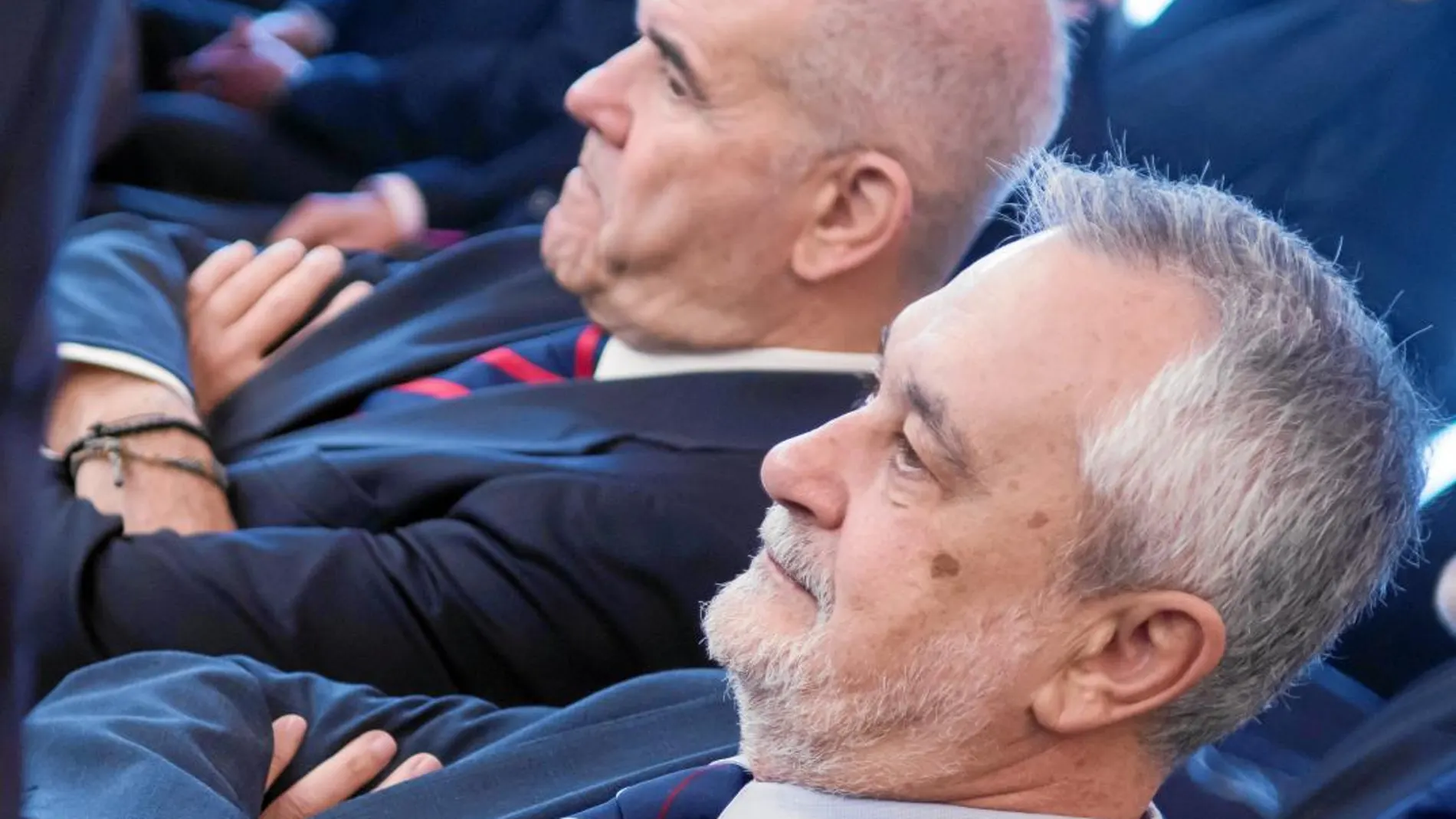 El tribunal recordó ayer al banquillo de Chaves y Griñán que la ley prohibe hacer gestos