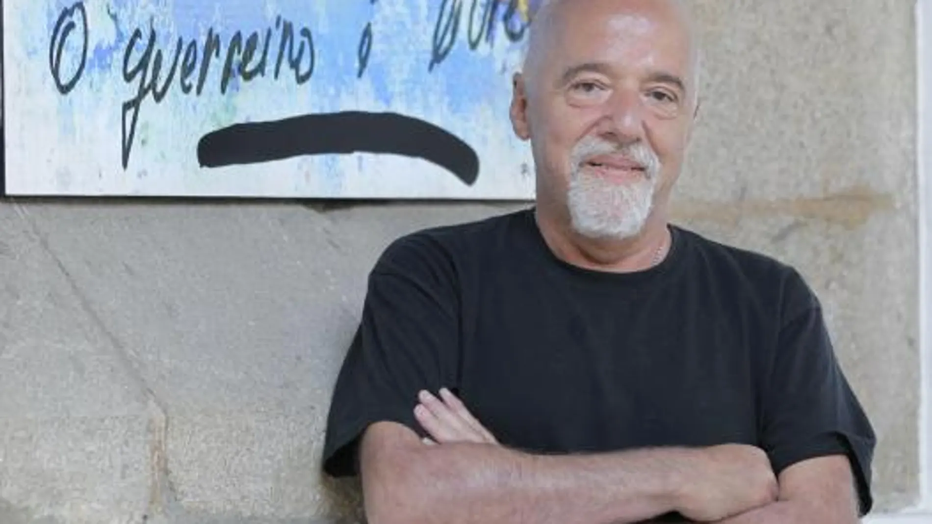 Paulo Coelho se reconoce «marcado» por Santiago de Compostela