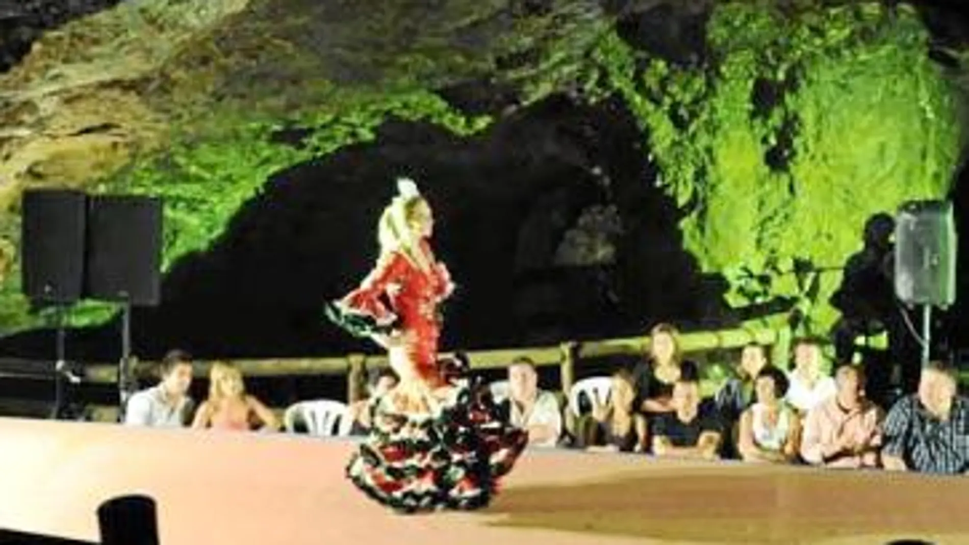 El motivo central del reportaje será el Festival del Cante de las Minas