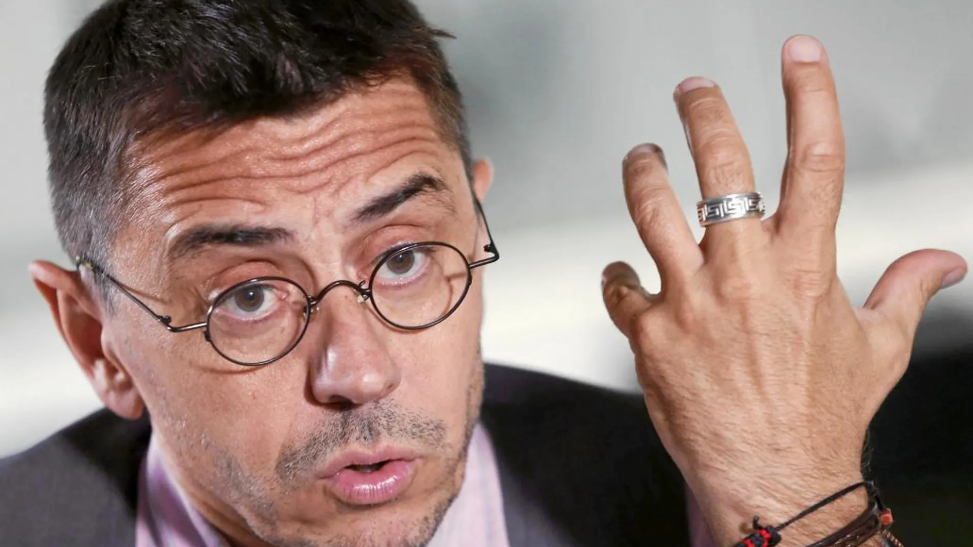 Juan Carlos Monedero también se suma a las críticas contra las «primarias a medida» de Iglesias