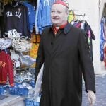 El cardenal Ravasi, esta semana, paseando por las calles de Roma