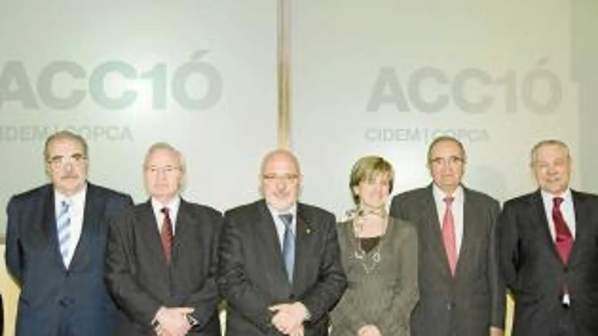 Más del 70% de empresas que el Govern debía suprimir sólo se reconvertirán