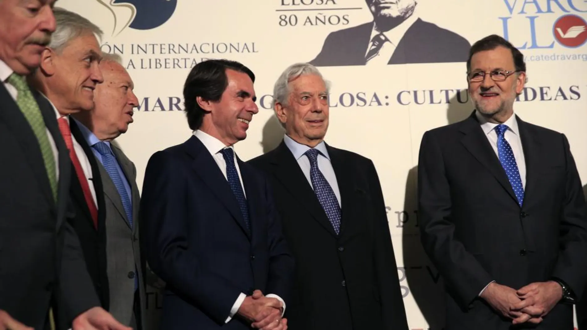 Mariano Rajoy, Andrés Pastrana, Sebastián Piñera, José Manuel García-Margallo, José María Aznar y Mario Vargas Llosa