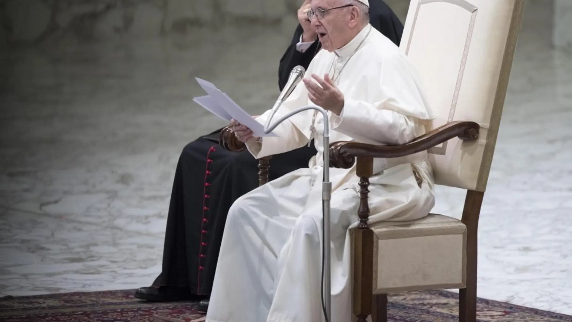 El Papa aceptó la renuncia del obispo McCarrick en julio
