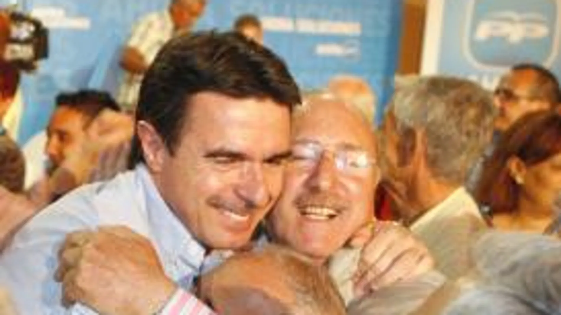 Anticorrupción reitera que el líder canario del PP no delinquió en el «caso Salmón»