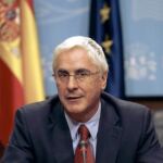 Barreda transmite tranquilidad y apoya las garantías del Banco de España