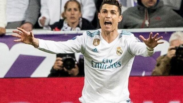 Cristiano Ronaldo durante el partido que Real Madrid y Juventus juegan en el estadio Santiago Bernabéu. EFE/Rodrigo Jimenez