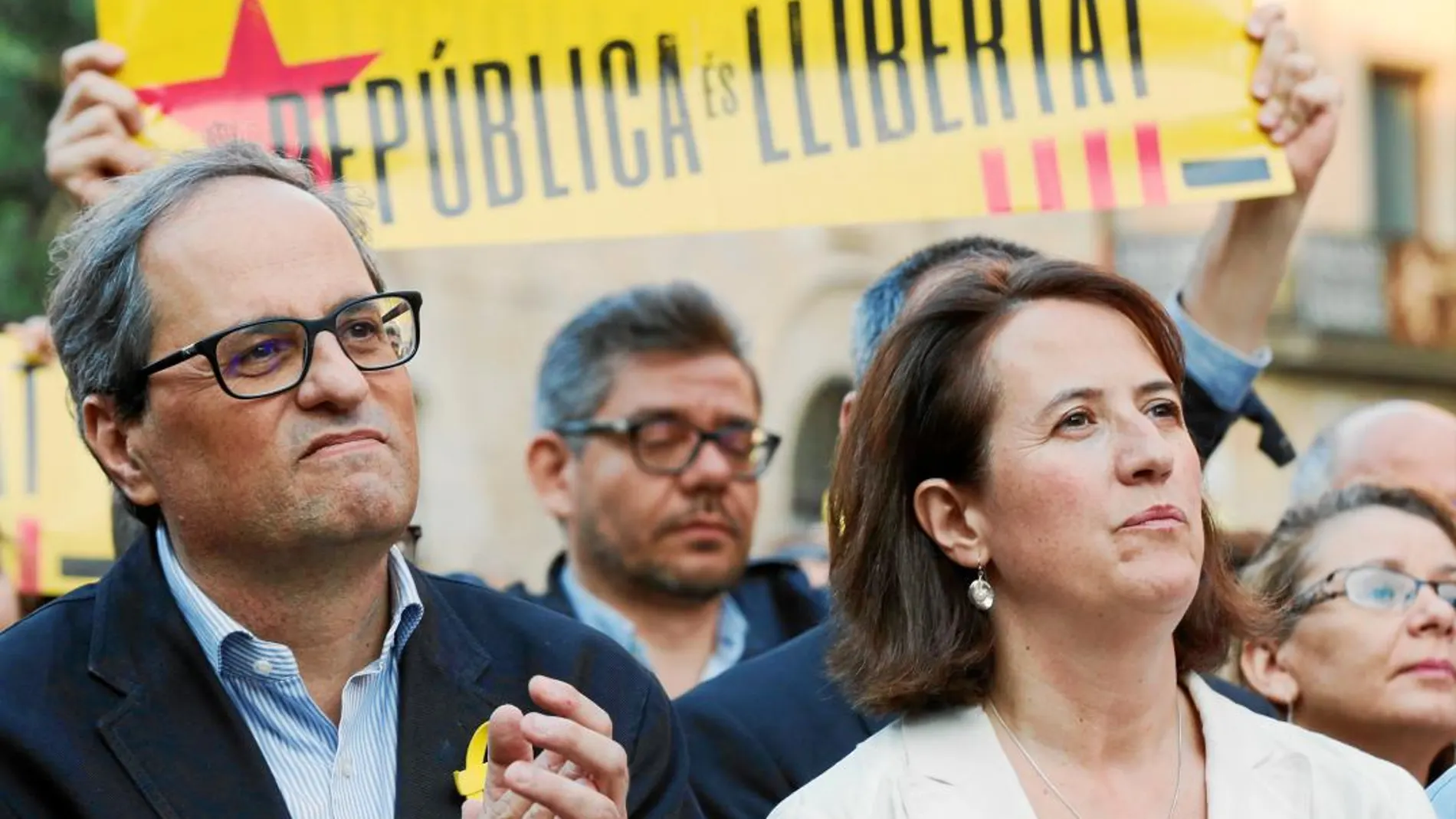 El president Quim Torra y la presidenta de la ANC, Elisenda Paluzie, en un encuentro reciente. / Efe