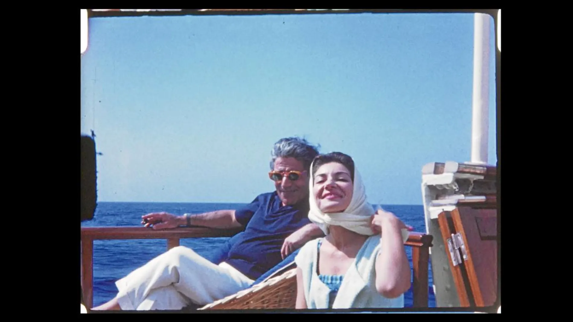 Callas y Onassis se conocieron en una playa en Venecia en 1957.