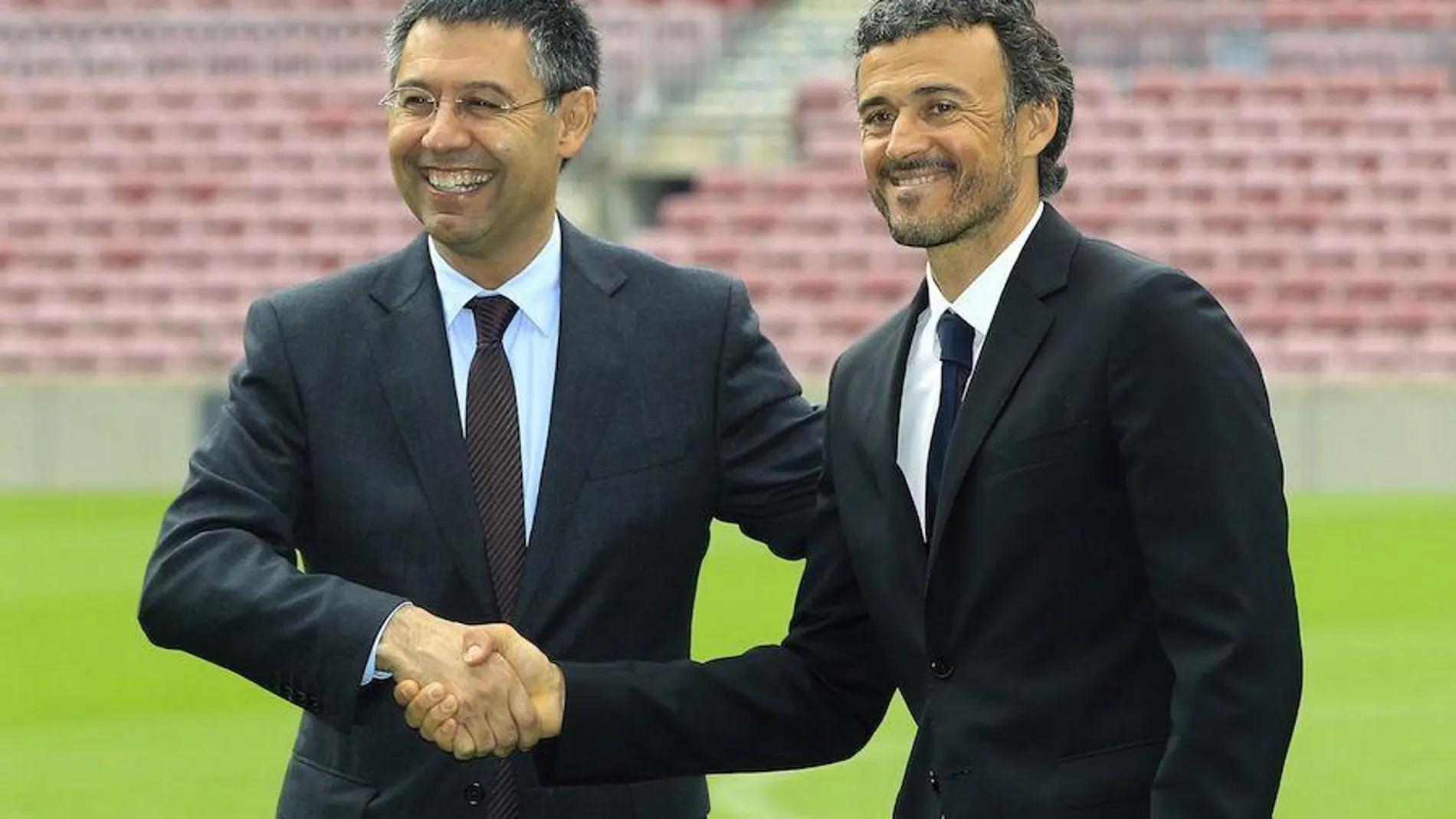 Bartomeu, junto a Luis Enrique en el Camp Nou