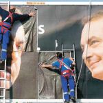 La crisis que «inventó» el PP ahoga a Zapatero