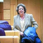 Rita Barberá acudió ayer al Senado donde se debatió una moción del PSOE sobre supresión de aforamientos