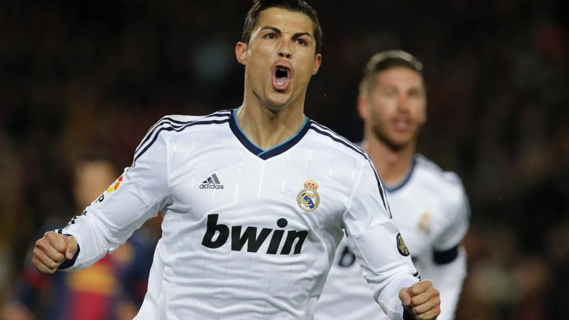 Cristiano Ronaldo celebra el gol en el partido de ida de las semifinales de la Copa del Rey disputado en el estadio Santiago Bernabéu.