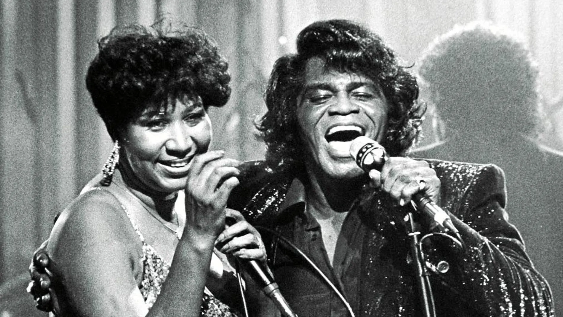 Aretha Franklin y otro grande del soul, James Brown, en Detroit, en 1987