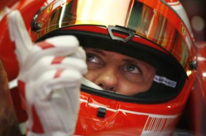 Michael Schumacher sustituirá a Massa hasta que se recupere, informó Ferrari