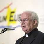 El arzobispo de Valencia, el cardenal Antonio Cañizares, durante su intervención hoy en el Fórum Europa Tribuna Mediterránea