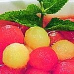 Operación biKini: Medallones de solomillo con puré de tomate y Sopa dulce de sandía y melón