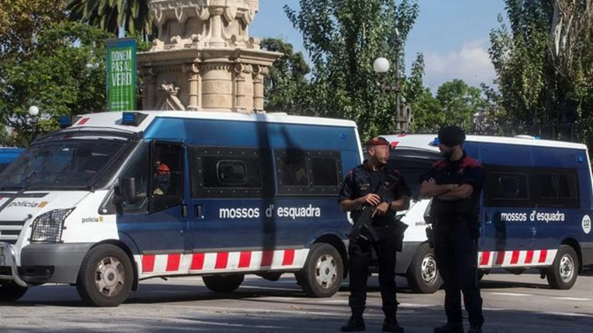 Agentes de los Mossos D'Esquadra en una imagen de Archivo