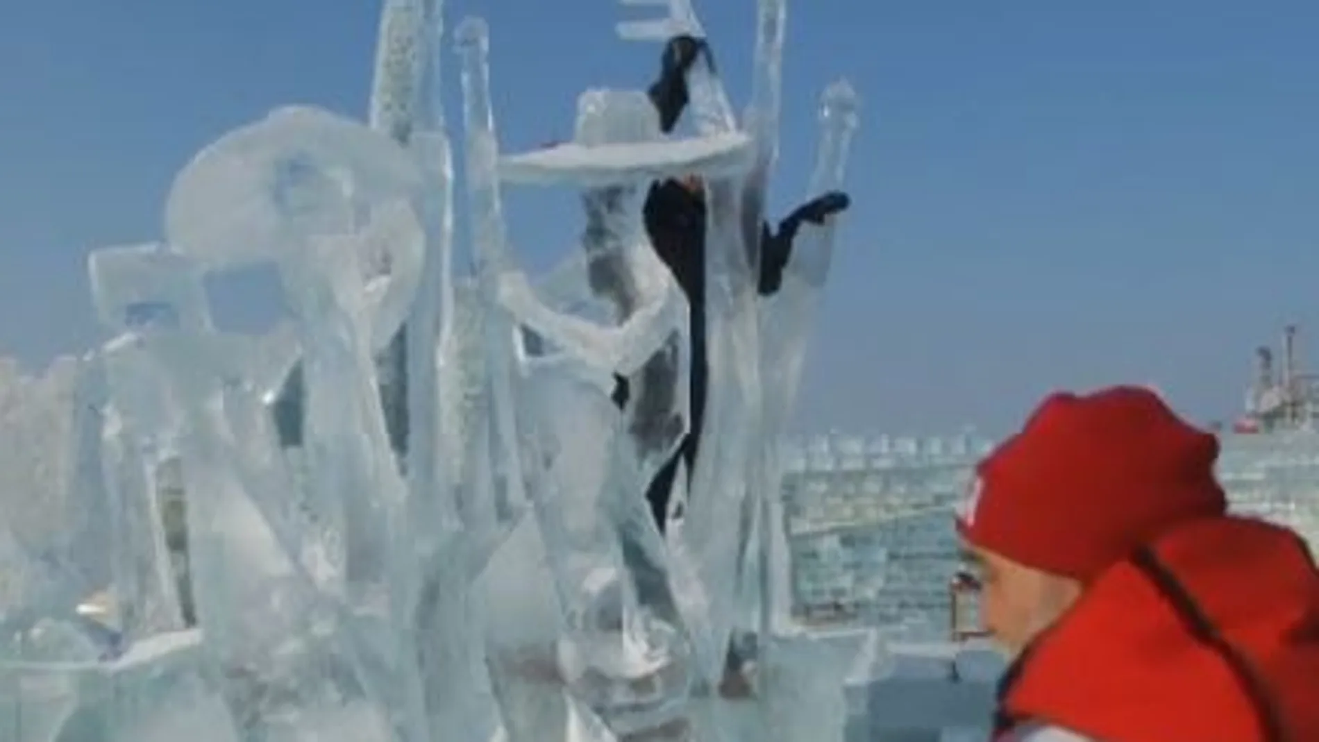 El arte congelado de Harbin atrae a millones de visitantes