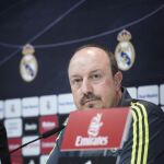 El entrenador del Real Madrid, Rafa Benítez, durante la rueda de prensa que ha ofrecido hoy en la ciudad deportiva de Valdebebas