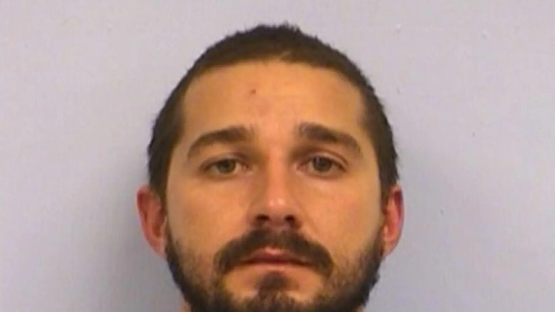 El actor Shia LaBeouf, arrestado en Texas por estar borracho en público