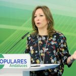 Patricia Navarro compareció ayer en la sede del PP-A